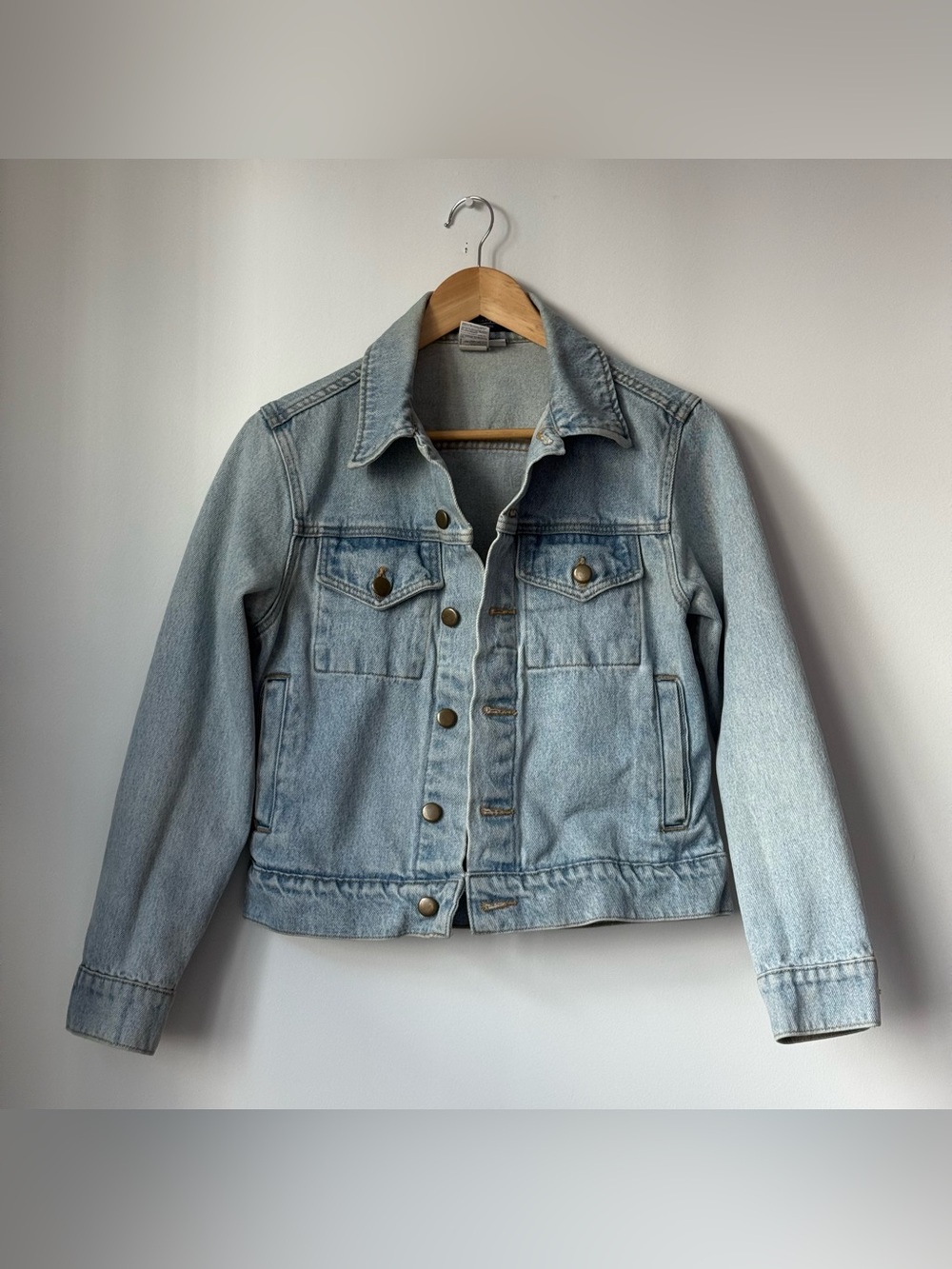 American Apparel 2009-2010 Made in USA Light Wash Denim Trucker Size Jacket XXS